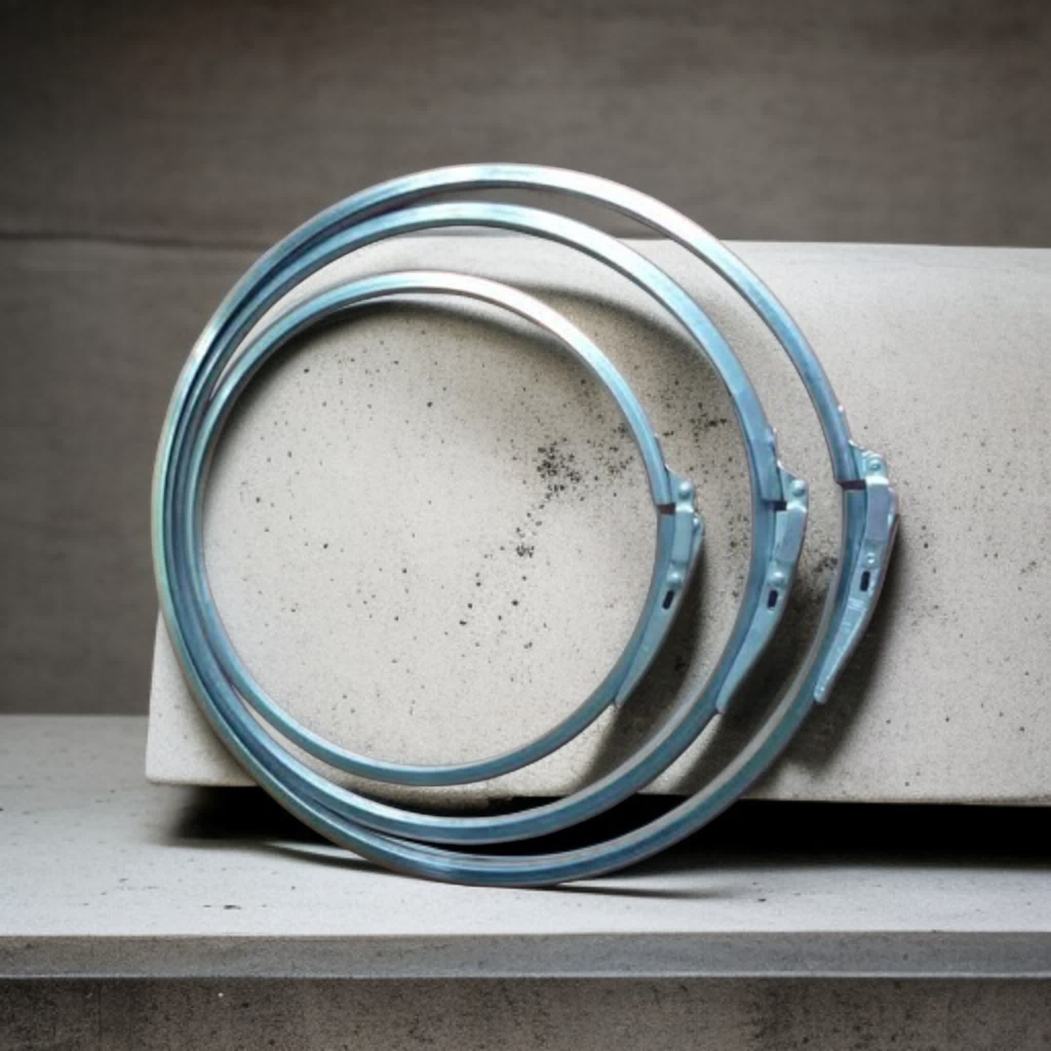 12 INCH LOCK RING